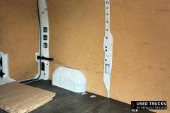 Renault Master
                                          135