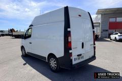 Renault Trucks Trafic
                                          145