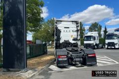 Renault Trucks T High
                                          