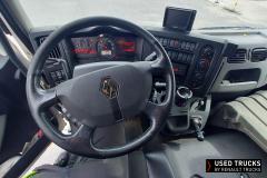 Renault Trucks D
                                          240