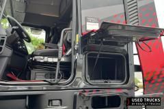 Renault Trucks T High
                                          520