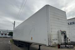 Renault Trucks SCHMITZ CARGOBULL
                                          