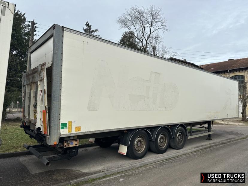 Renault Trucks Remorque  No offer