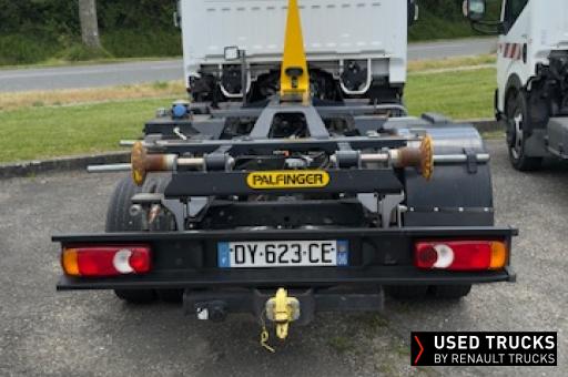 Renault Trucks Maxity 140